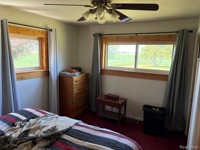 4815 Loree Road Property Photo 23