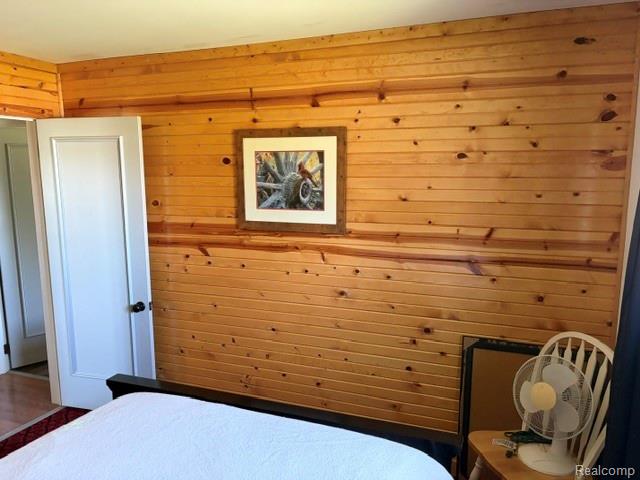4815 Loree Road Property Photo 28