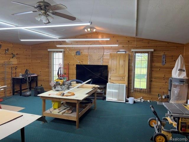 4815 Loree Road Property Photo 42