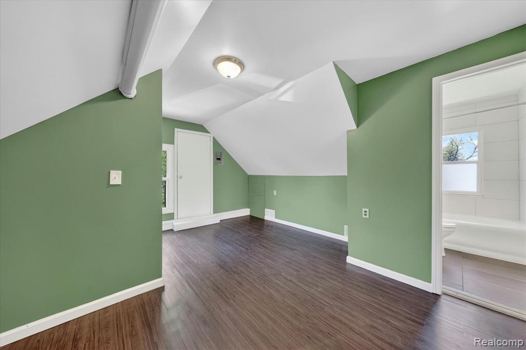 351 Edgewood Place Property Photo 19