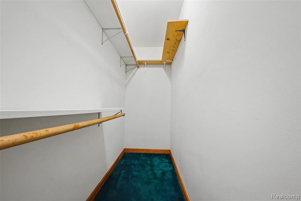 7774 Colony Drive Property Photo 15
