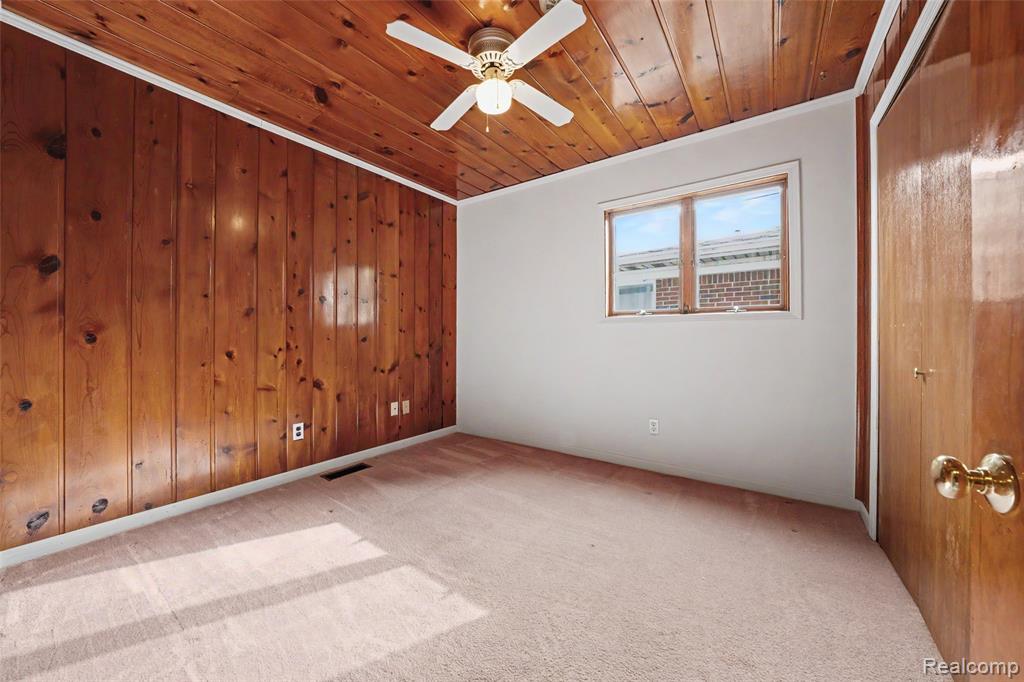 7774 Colony Drive Property Photo 18