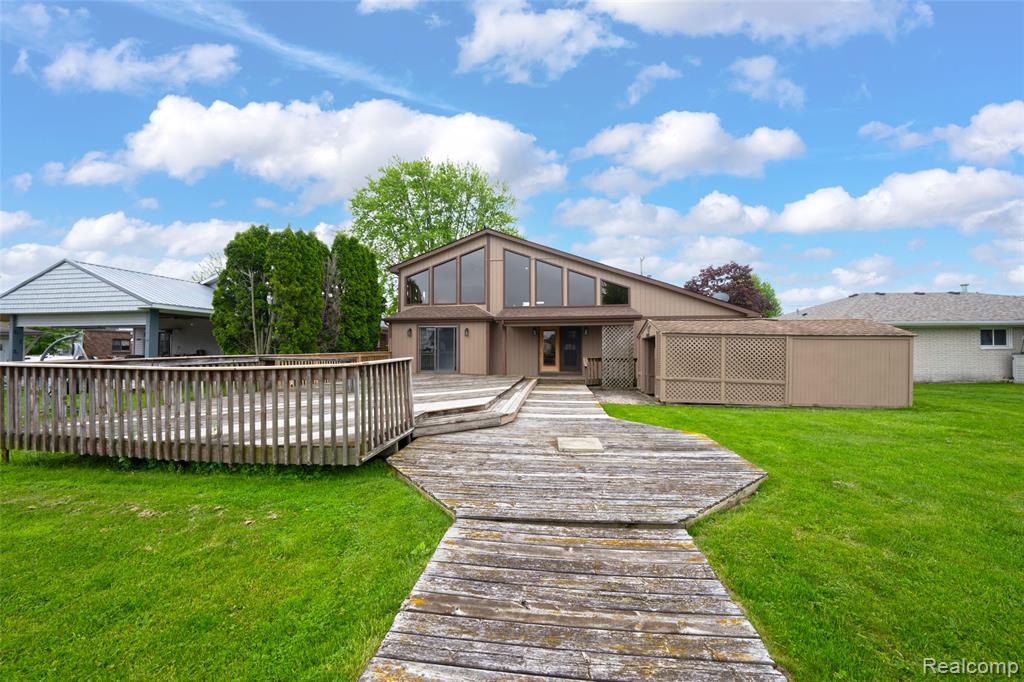 7774 Colony Drive Property Photo 36