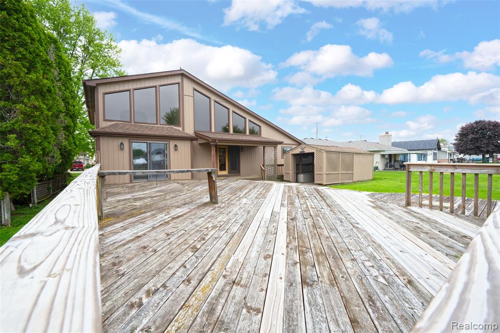 7774 Colony Drive Property Photo 38