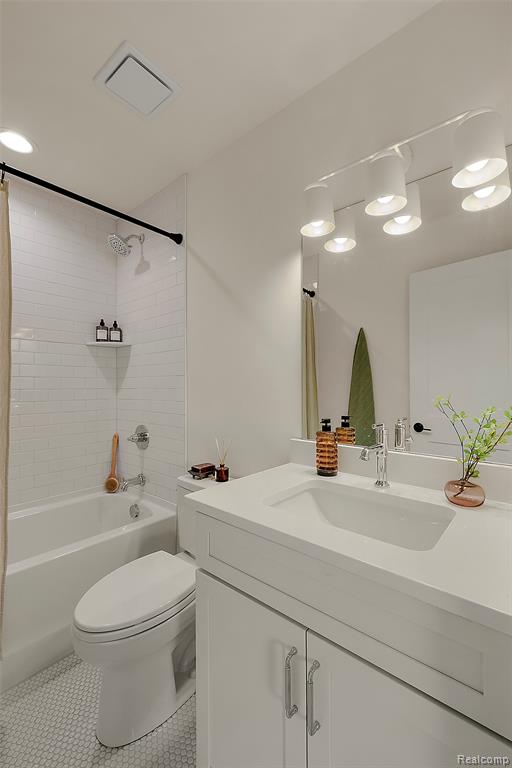 1482 Fischer Street Property Photo 34