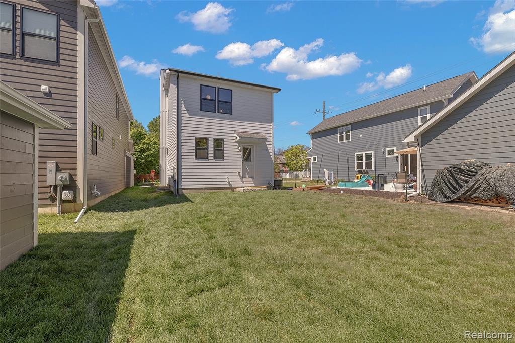 1482 Fischer Street Property Photo 47