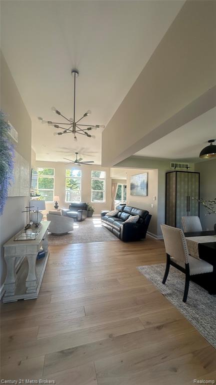 16437 Sleepy Hollow Drive Property Photo 3