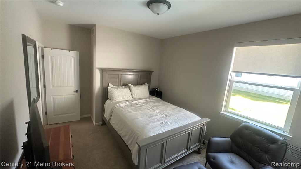16437 Sleepy Hollow Drive Property Photo 22