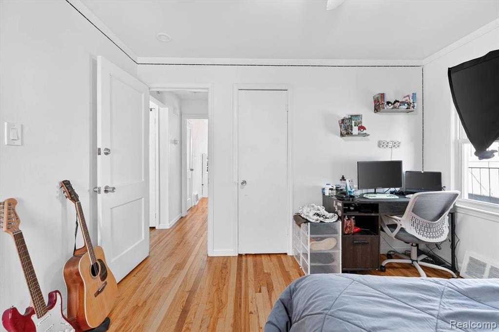 612 Mayflower Avenue Property Photo 23