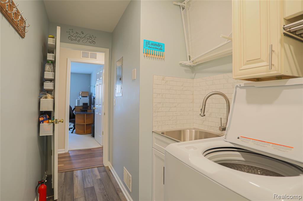 1859 Flagstone Circle Property Photo 44