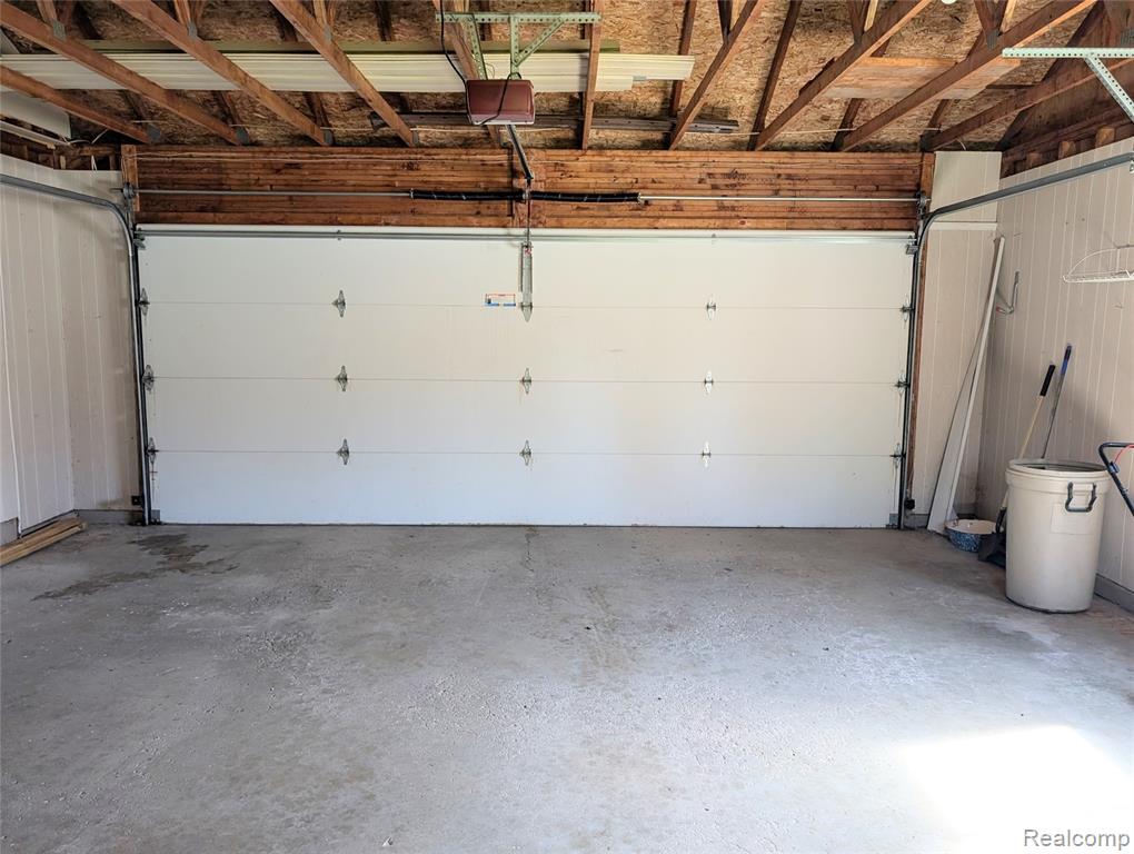 285 W Irwin Street Property Photo 47