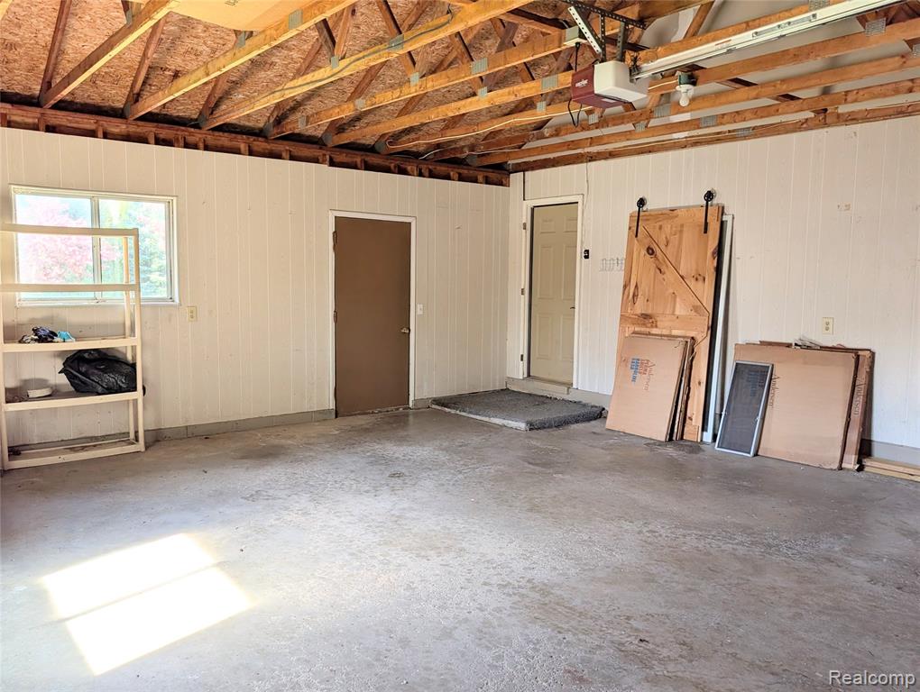 285 W Irwin Street Property Photo 48