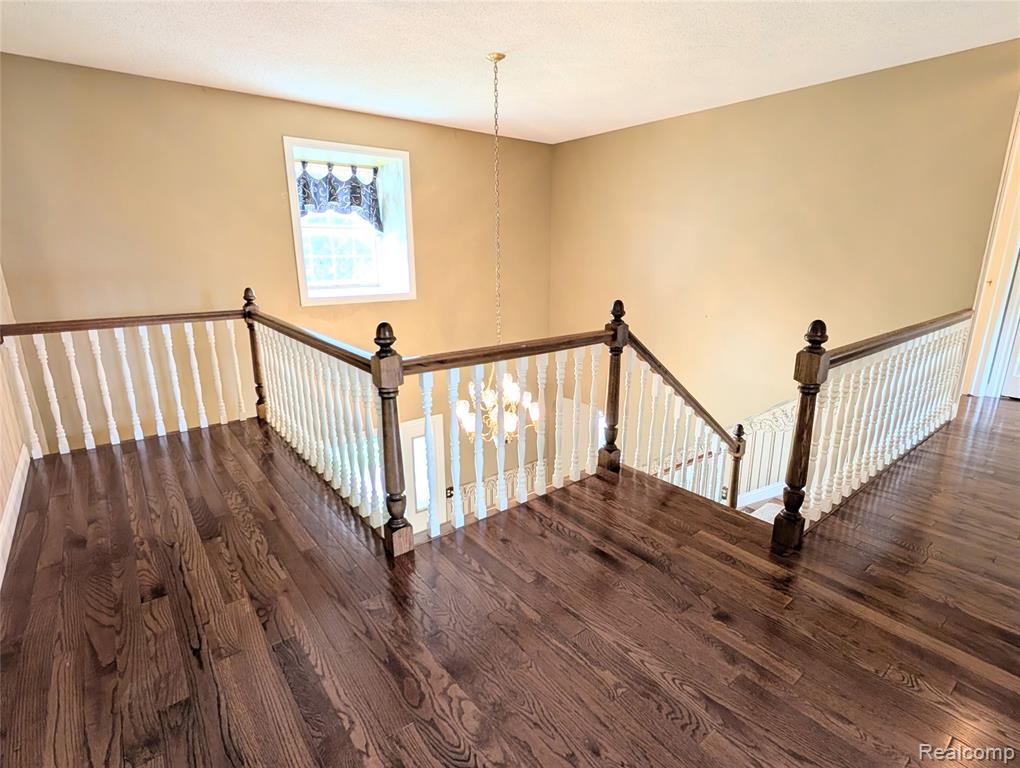 285 W Irwin Street Property Photo 49