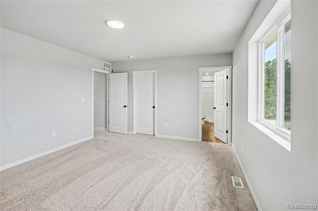 6044 Lahring Road Property Photo 11