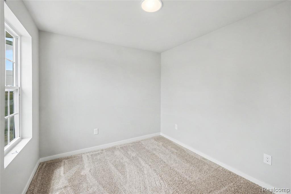 6044 Lahring Road Property Photo 15