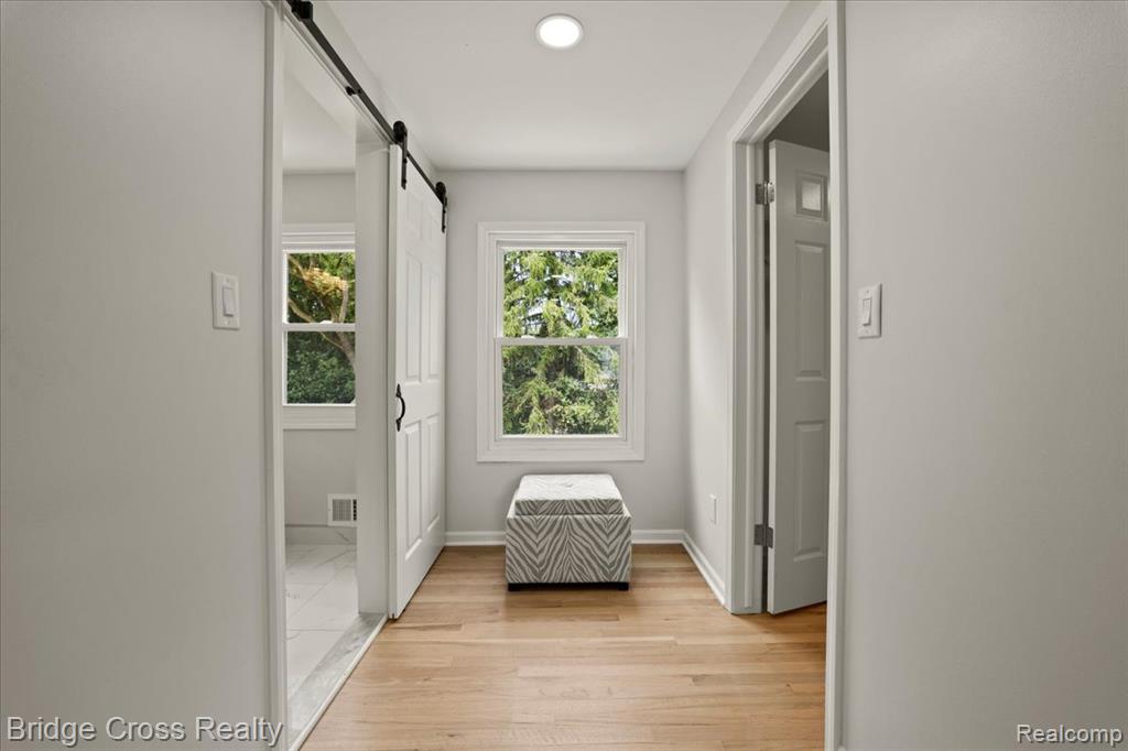 655 S Spinningwheel Lane Property Photo 24