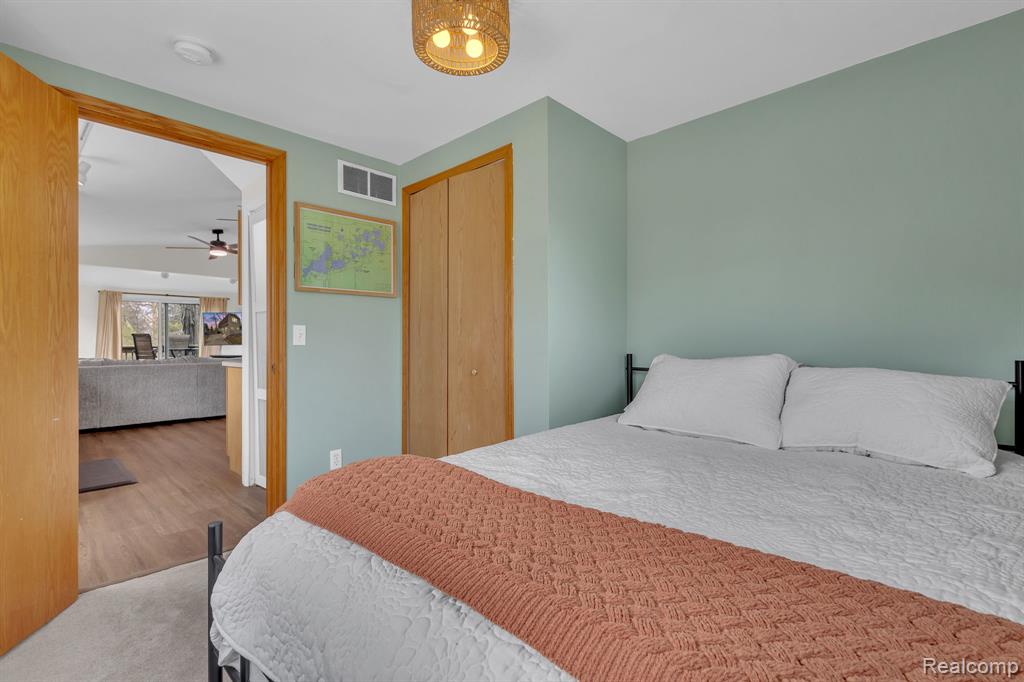 9473 Huron Street Property Photo 22
