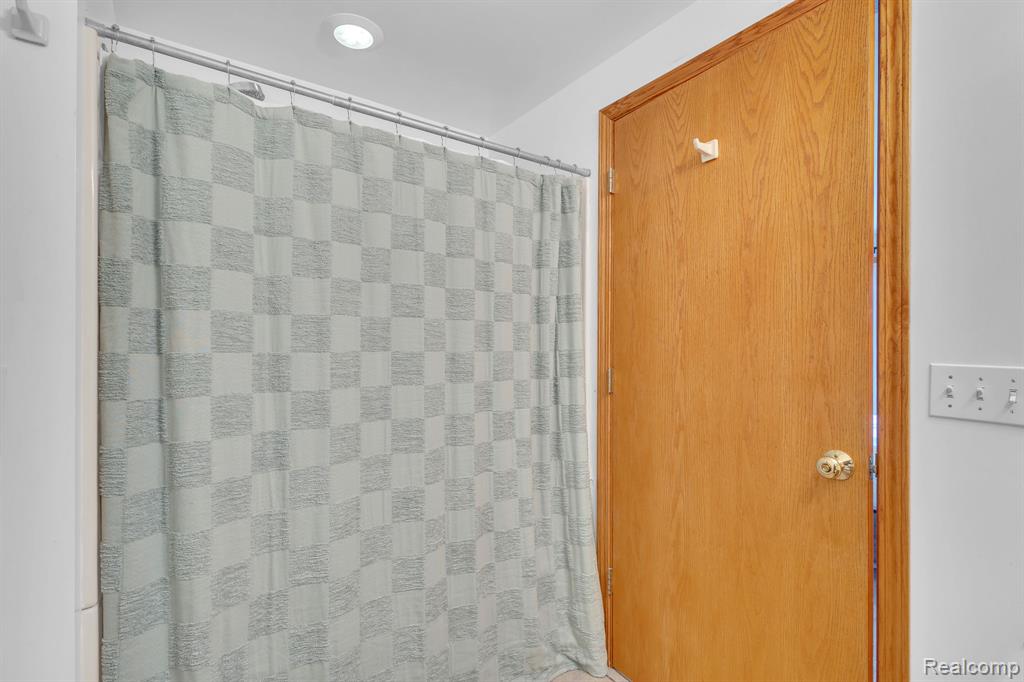 9473 Huron Street Property Photo 26