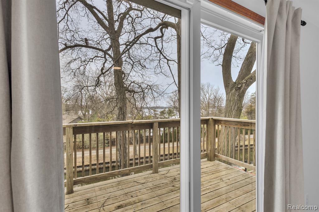 9473 Huron Street Property Photo 29