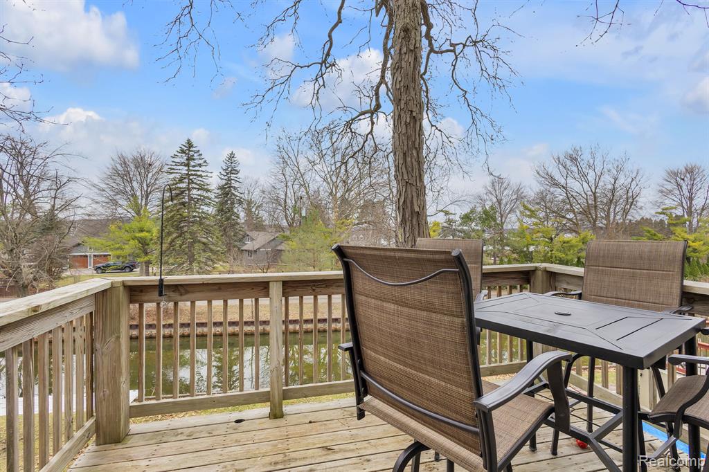9473 Huron Street Property Photo 30