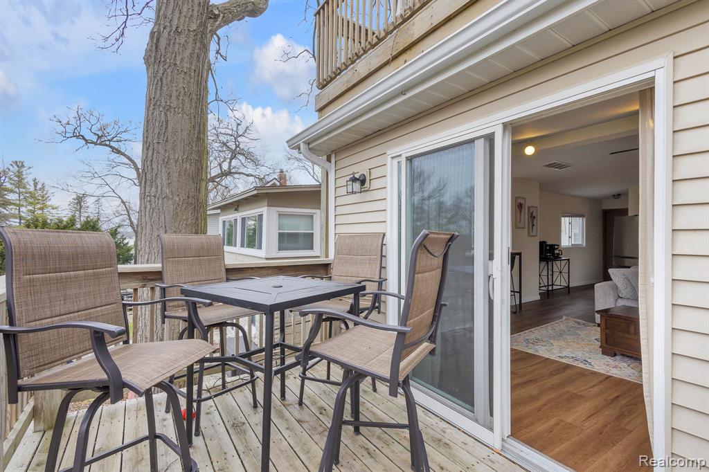 9473 Huron Street Property Photo 32
