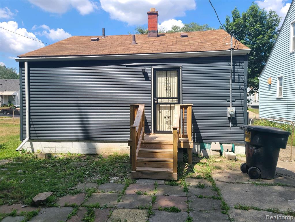 1881 S Deacon Street Property Photo 2