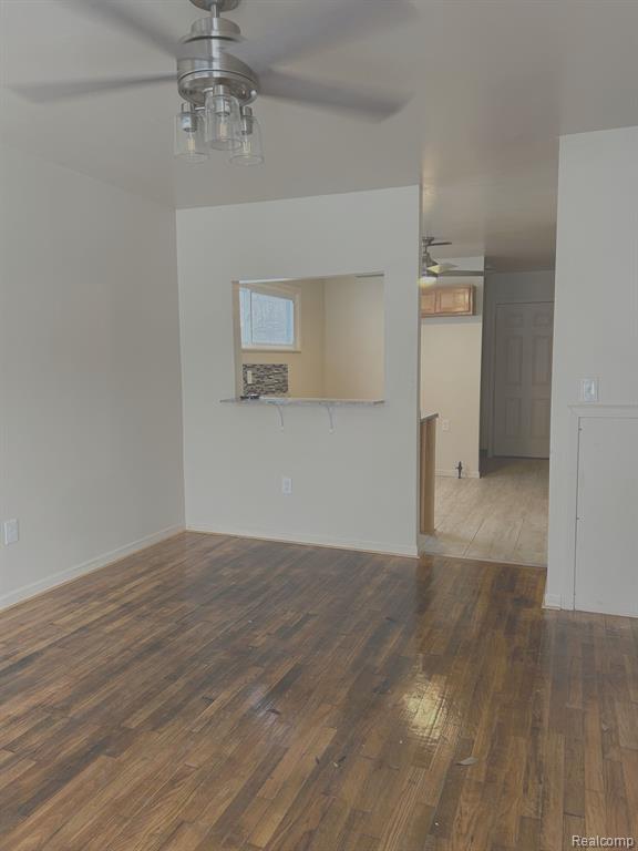 1881 S Deacon Street Property Photo 4