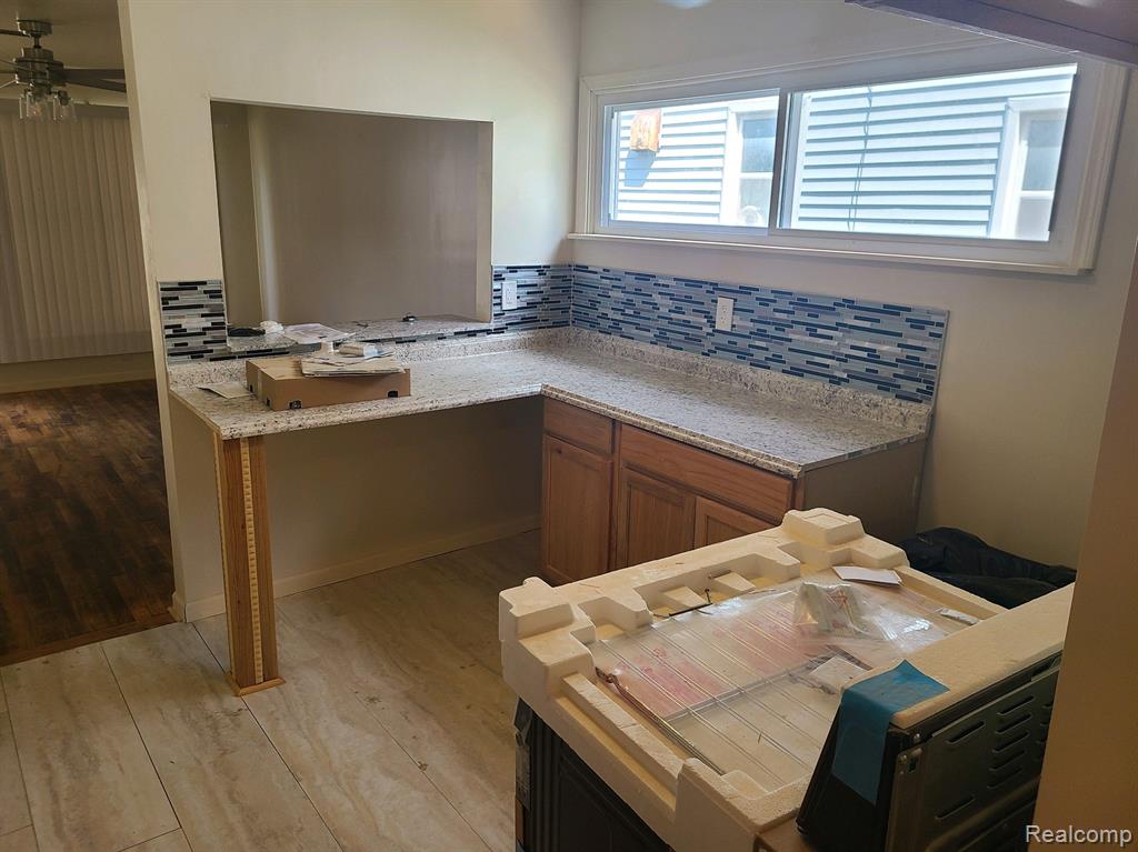 1881 S Deacon Street Property Photo 6