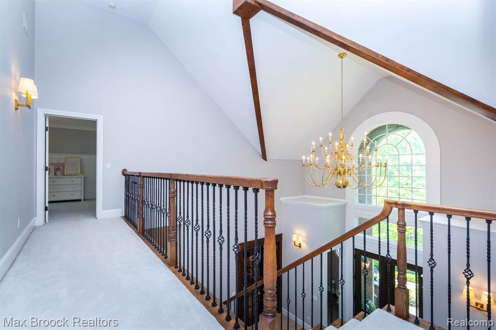 6604 College Park Drive Property Photo 44