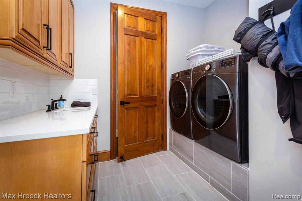 6604 College Park Drive Property Photo 51