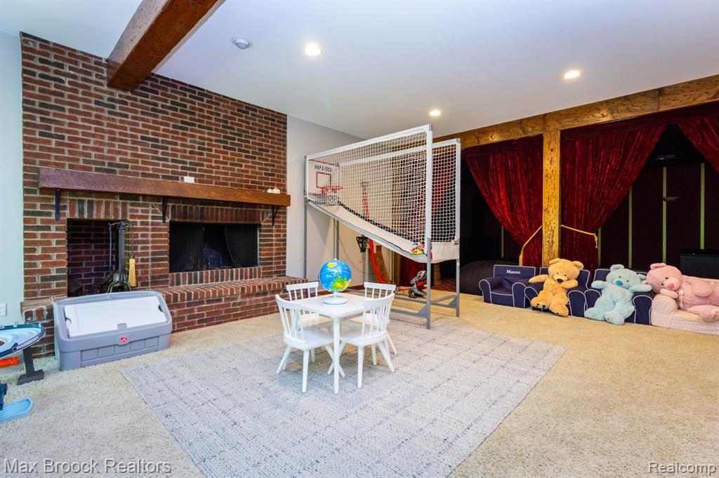6604 College Park Drive Property Photo 56