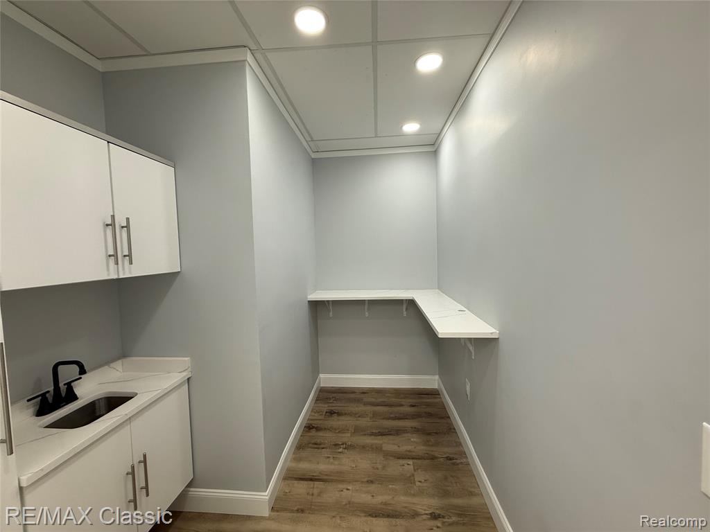 8528 N Canton Center Road Property Photo 18