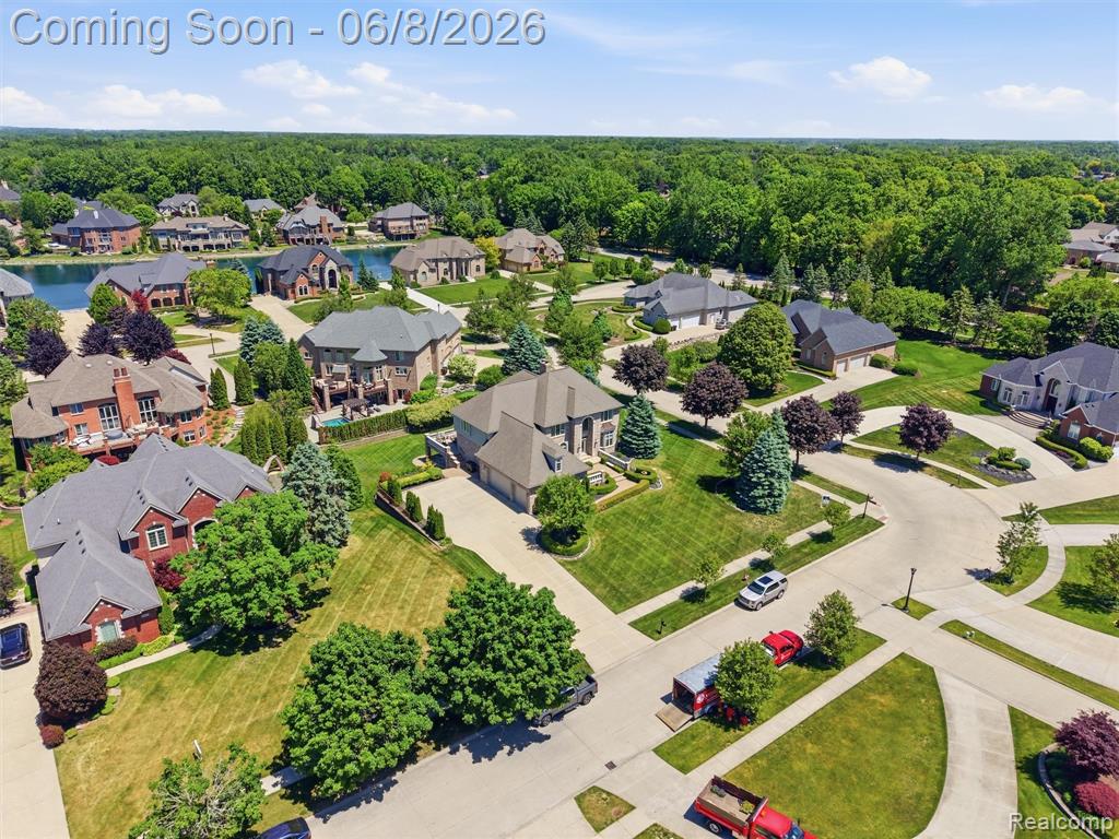 54150 Queensborough Drive Property Photo 9