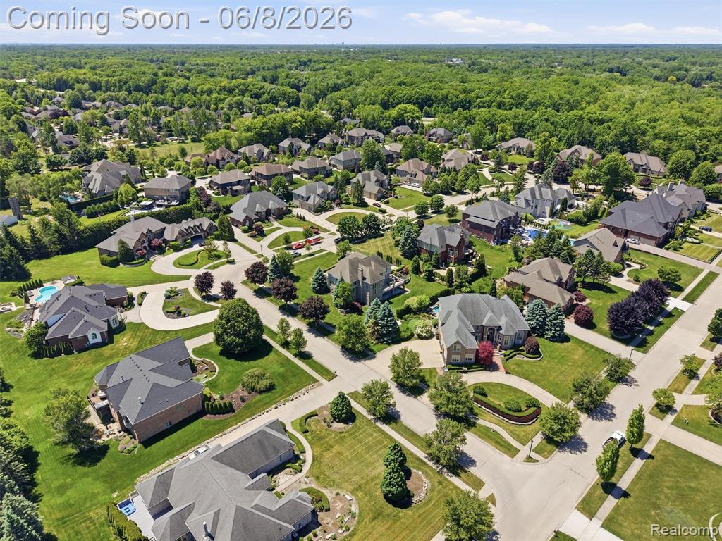 54150 Queensborough Drive Property Photo 15