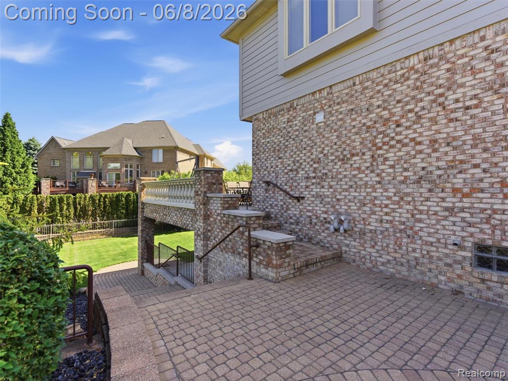 54150 Queensborough Drive Property Photo 18