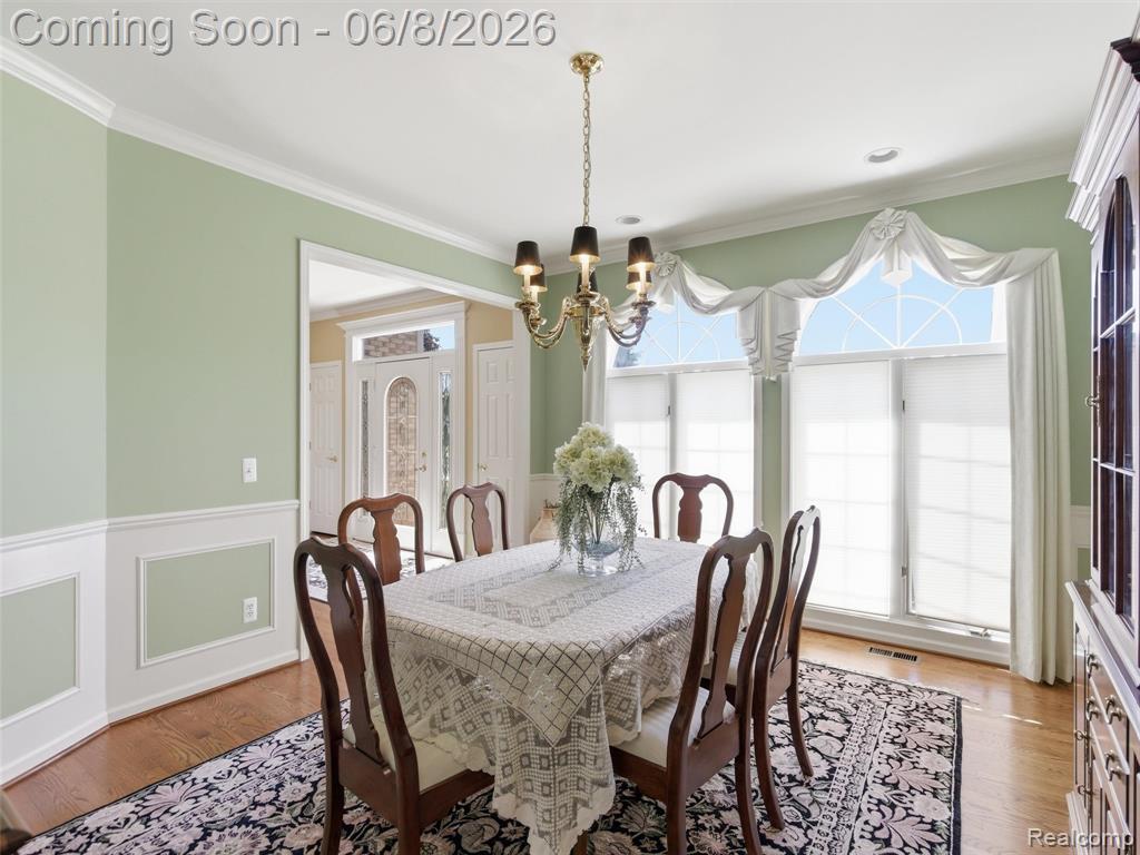 54150 Queensborough Drive Property Photo 42
