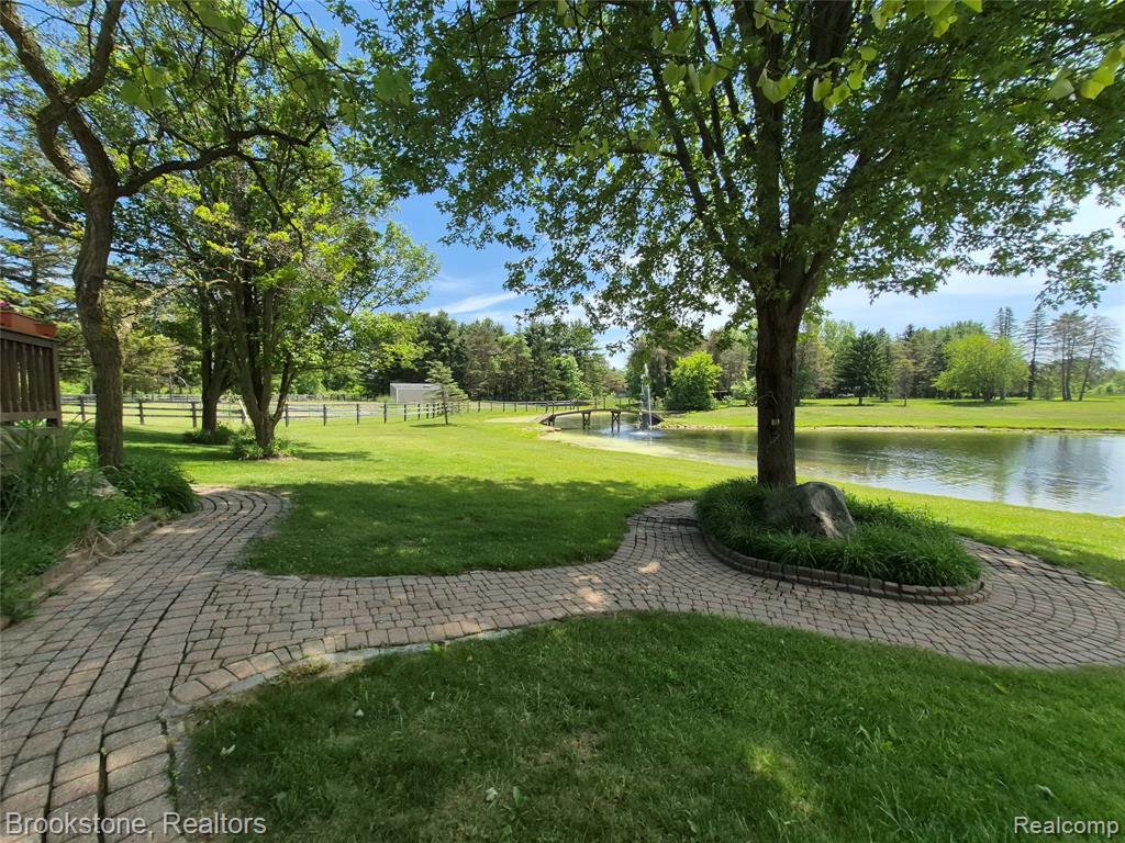 5910 Spring Valley Lane Property Photo 17