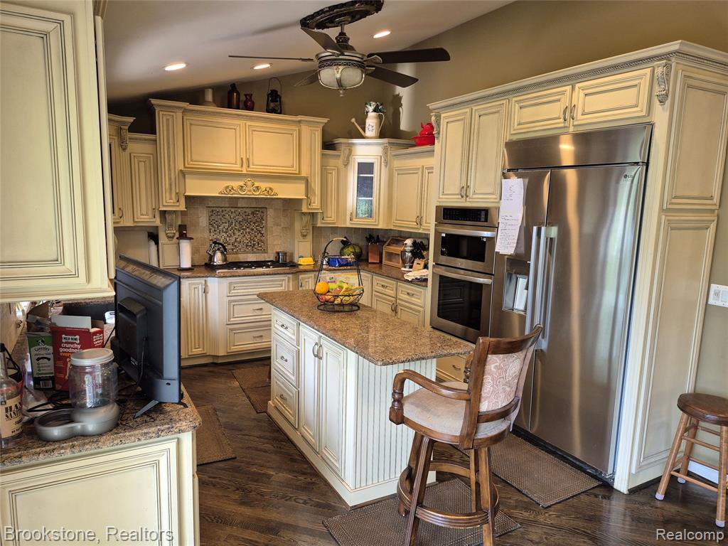 5910 Spring Valley Lane Property Photo 22