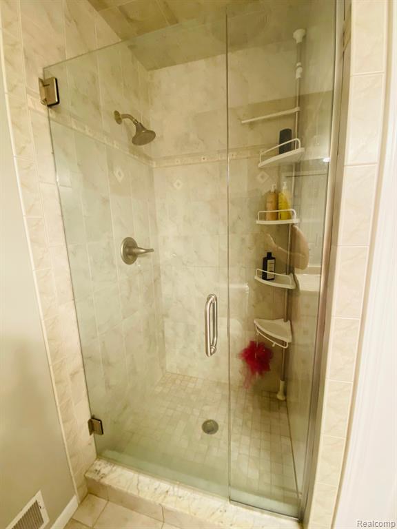 8095 Woodstone Court Property Photo 17