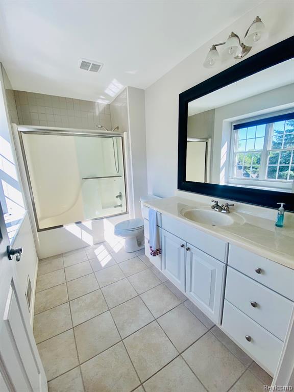 8095 Woodstone Court Property Photo 20