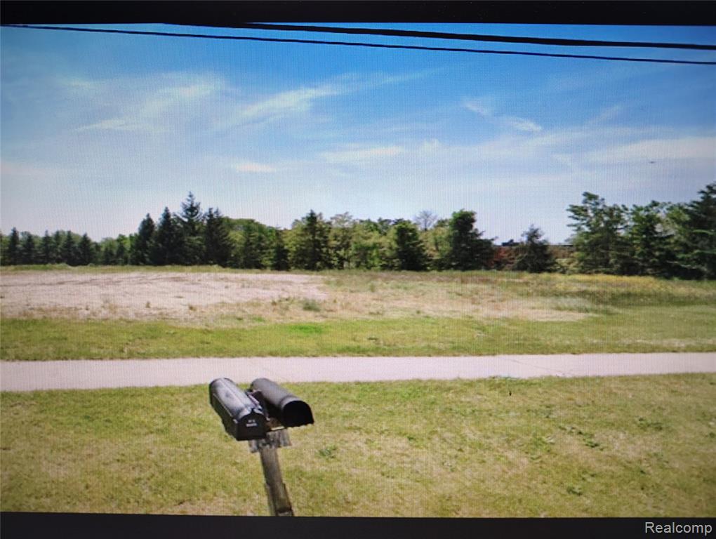 141 W Elizabeth Street Property Photo 2