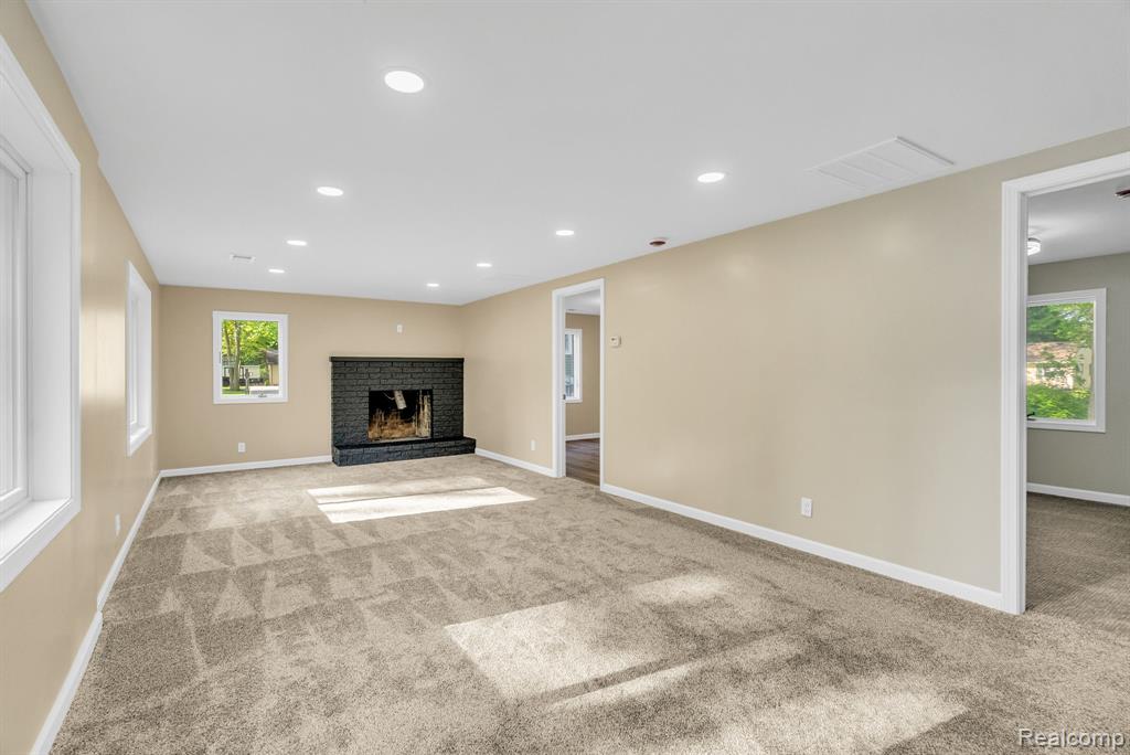 34 Pack Street Property Photo 6