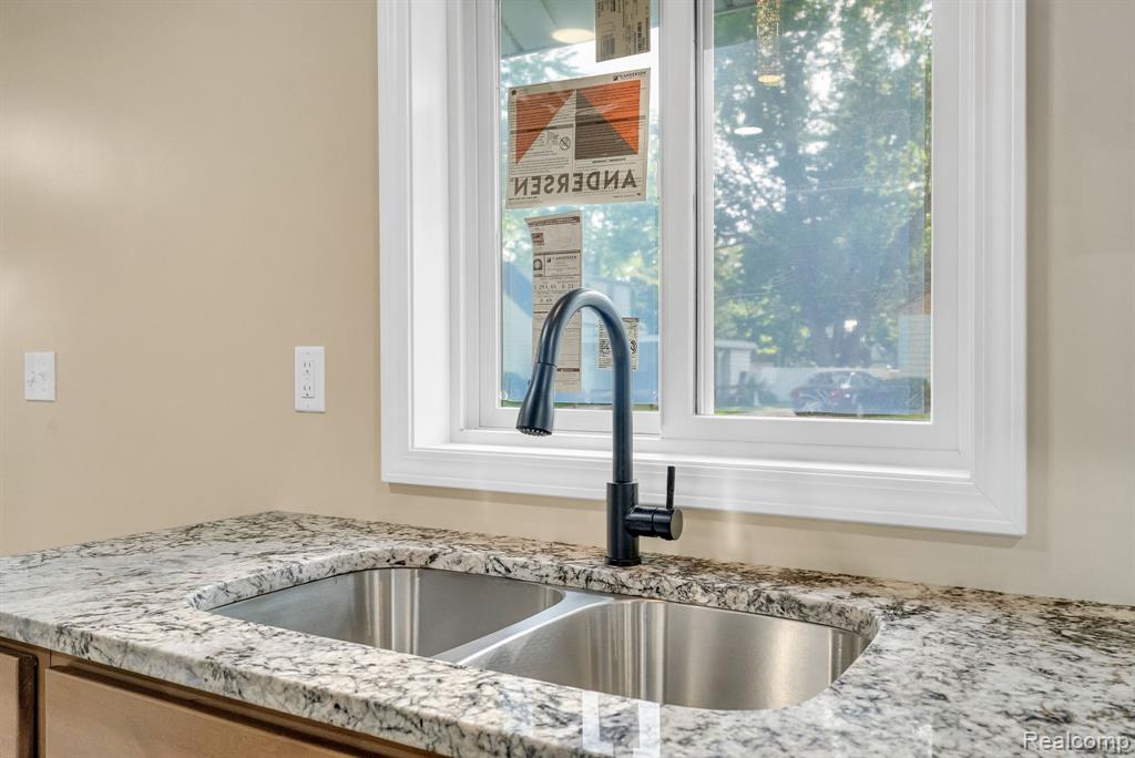 34 Pack Street Property Photo 15