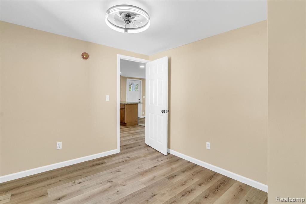 34 Pack Street Property Photo 23