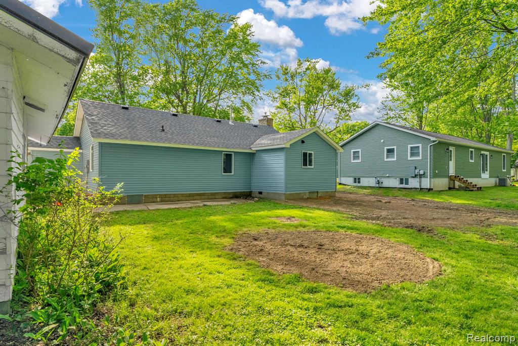 34 Pack Street Property Photo 31