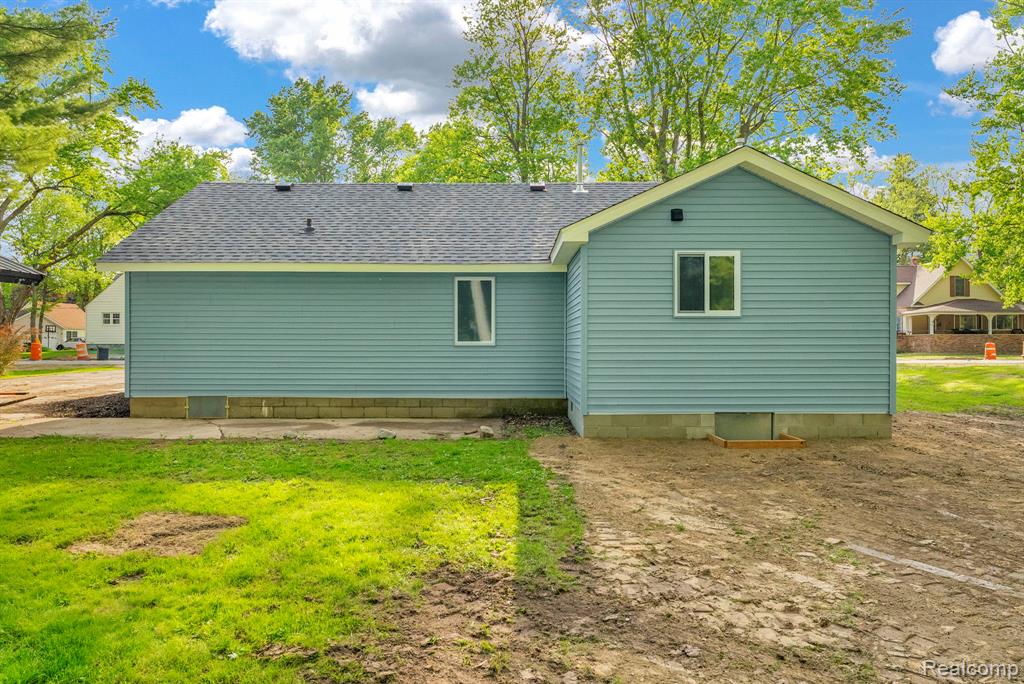 34 Pack Street Property Photo 32