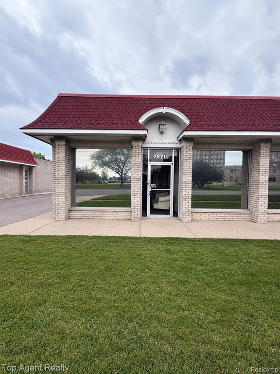 28711 Hoover Road Property Photo 1