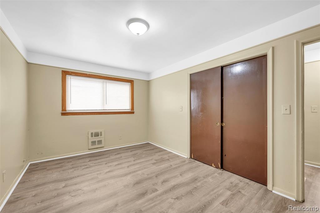 16701 Greenfield Road Property Photo 14