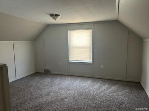 2438 Columbia Road Property Photo 6