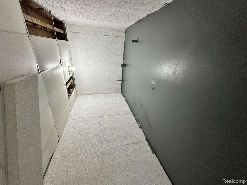 7383 Tottenham Property Photo 38